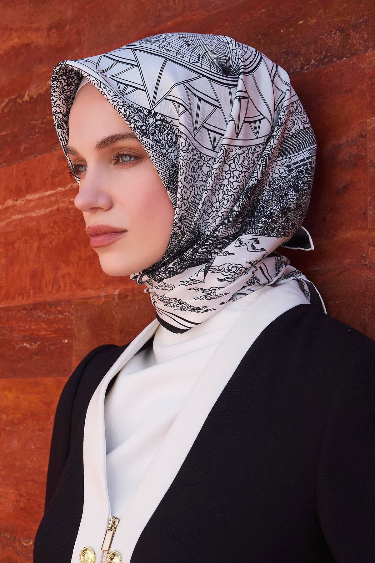 İstanbul Desenli Twill İpek Eşarp