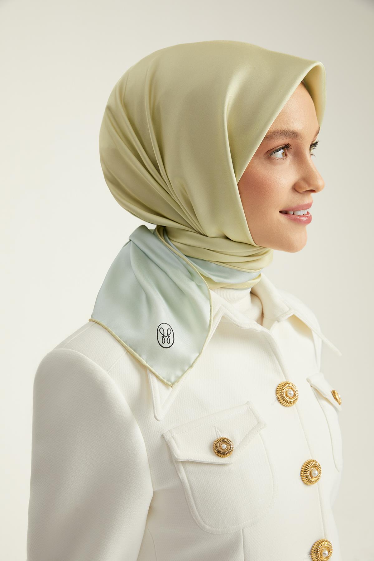 DÜZ ÇİFT TARAFLI TWILL İPEK EŞARP
